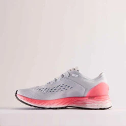 CHAUSSURE DE RUNNING FEMME KIPRUN KS LIGHT GRIS CLAIR ROSE -Magasin De Vêtements De Sport chaussure de running femme kiprun ks light gris clair rose 3