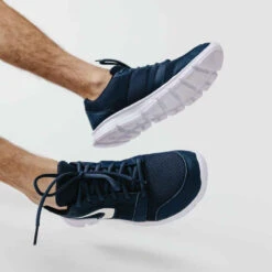 CHAUSSURES DE RUNNING HOMME KALENJI RUN 100 BLUE JEAN 25 CHAUSSURES DE RUNNING HOMME KALENJI RUN 100 BLUE JEAN -Magasin De Vêtements De Sport chaussure jogging homme run 100 gris 8