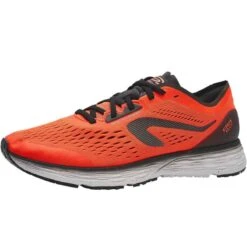 CHAUSSURES DE RUNNING HOMME KIPRUN KSLIGHT ROUGE -Magasin De Vêtements De Sport chaussures de running homme kiprun ks light noir 2