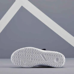 Decathlon Chaussures Enfant à Scratch -Magasin De Vêtements De Sport chaussures enfant tennis artengo ts130 jr meteor flash 3