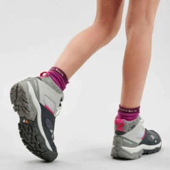 Quechua Chaussures Imperméables De Randonnée Enfant Lacet CROSSROCK MID Grises 35-38 -Magasin De Vêtements De Sport chaussures impermeables de randonnee enfant lacet crossrock mid grises 35 38 4