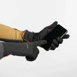 Gants De Trekking Montagne Stretch - TREK 500 Noir - Adulte -Magasin De Vêtements De Sport gants de trek montagne respirants trek 500 bleu adulte 3