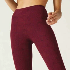 Legging Fitness Long Coton Extensible Femme - Fit+ Bordeaux Avec Imprimé 22 Legging Fitness Long Coton Extensible Femme - Fit+ Bordeaux Avec Imprimé -Magasin De Vêtements De Sport legging sport taille haute fit 500 femme en coton noir printe 4