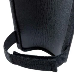 Kipsta Protège-tibias De Football Enfant ESSENTIAL 100 Noir -Magasin De Vêtements De Sport protege tibias de football enfant essential 100 noir 3