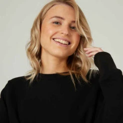 Sweat Crop Fitness Femme - 520 Noir 13 Sweat Crop Fitness Femme - 520 Noir -Magasin De Vêtements De Sport sweat 520 crop col rond avec lien de serrage majorite coton fitness noir 4