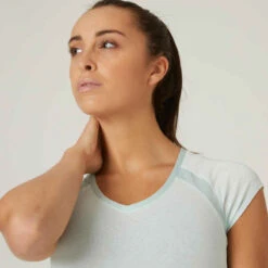 T-shirt Fitness Manches Courtes Slim Coton Extensible Col En V Femme Vert -Magasin De Vêtements De Sport t shirt coton extensible fitness avec mesh slim noir 3