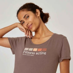 T-shirt Fitness Manches Courtes Col Rond Coton Femme - 500 Gris Foncé 8 T-shirt Fitness Manches Courtes Col Rond Coton Femme - 500 Gris Foncé -Magasin De Vêtements De Sport t shirt fitness manches courtes col rond coton femme 500 gris fonce 3