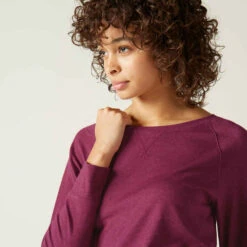 T-shirt Fitness Manches Longues Droit Col Rond Coton Femme - 500 Violet -Magasin De Vêtements De Sport t shirt manches longues sport pilates gym douce femme 500 regular beige imprime 3