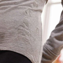 T-SHIRT MANCHES LONGUES YOGA DOUX COTON ISSU DE L'AGRICULTURE BIOLOGIQUE GRIS -Magasin De Vêtements De Sport t shirt manches longues yoga doux coton issu de l agriculture biologique prune 7