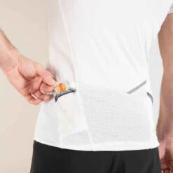 TEE SHIRT DE TRAIL RUNNING MANCHES COURTES ZIP HOMME BLANC -Magasin De Vêtements De Sport tee shirt manches courtes trail running noir homme 5