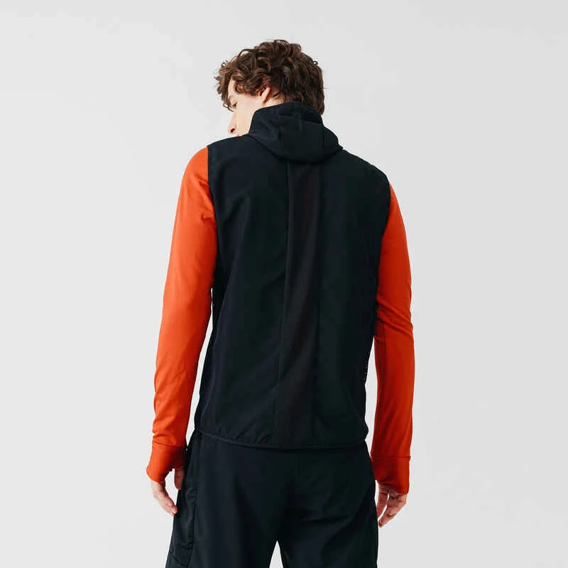 VESTE COUPE VENT SANS MANCHE DE RUNNING HOMME KALENJI RUN WIND NOIR 2 VESTE COUPE VENT SANS MANCHE DE RUNNING HOMME KALENJI RUN WIND NOIR – Image 2