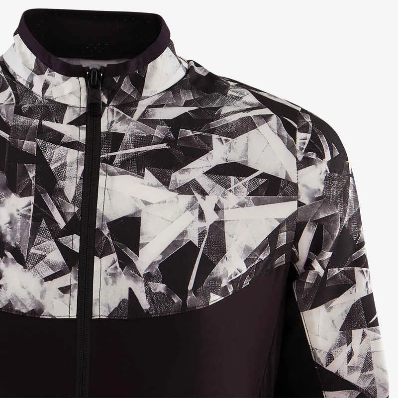 Veste Légère Respirante W500 Fille GYM ENFANT Noir Imprimé 4 Veste Légère Respirante W500 Fille GYM ENFANT Noir Imprimé – Image 4